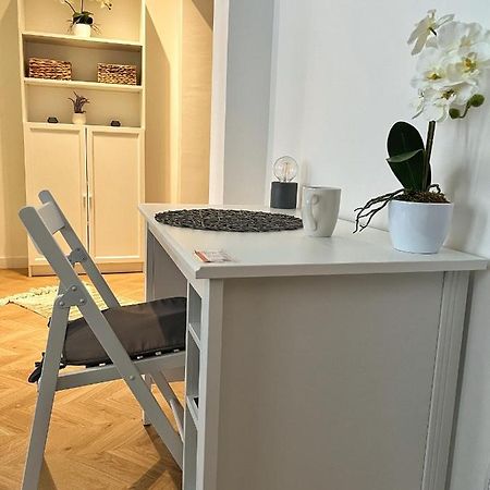 Cozy, Quiet Place Near Belvedere Wien Экстерьер фото